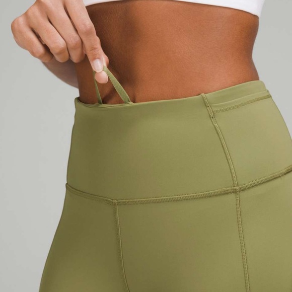 Lululemon Fast and Free High-Rise Tight 25" - Picture 6 of 9
